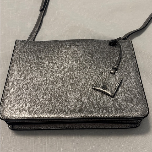 kate spade Handbags - Kate Spade Eva Metallic Silver Crossbody bag pebbled leather medium jewel tone